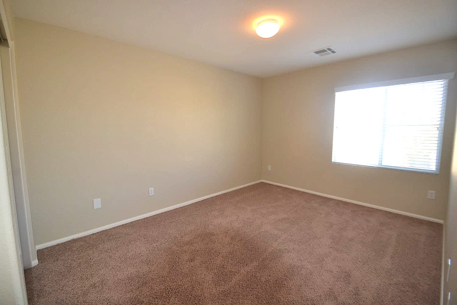 10527 Laurelwood Lake Ave, Las Vegas photo 6