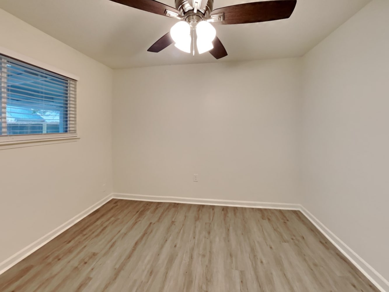 10527 Mills Walk Dr, Houston photo 14