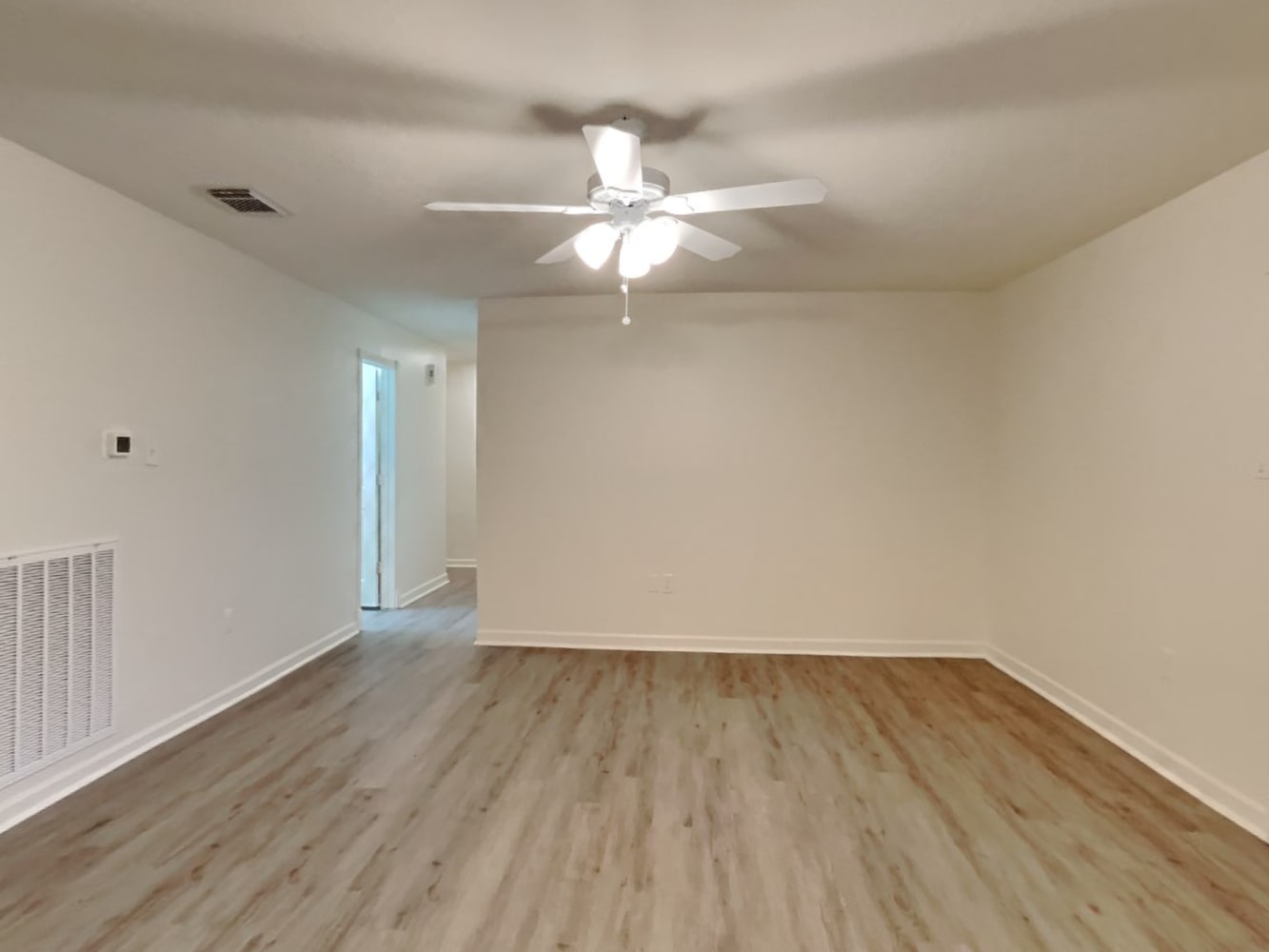 10527 Mills Walk Dr, Houston photo 6