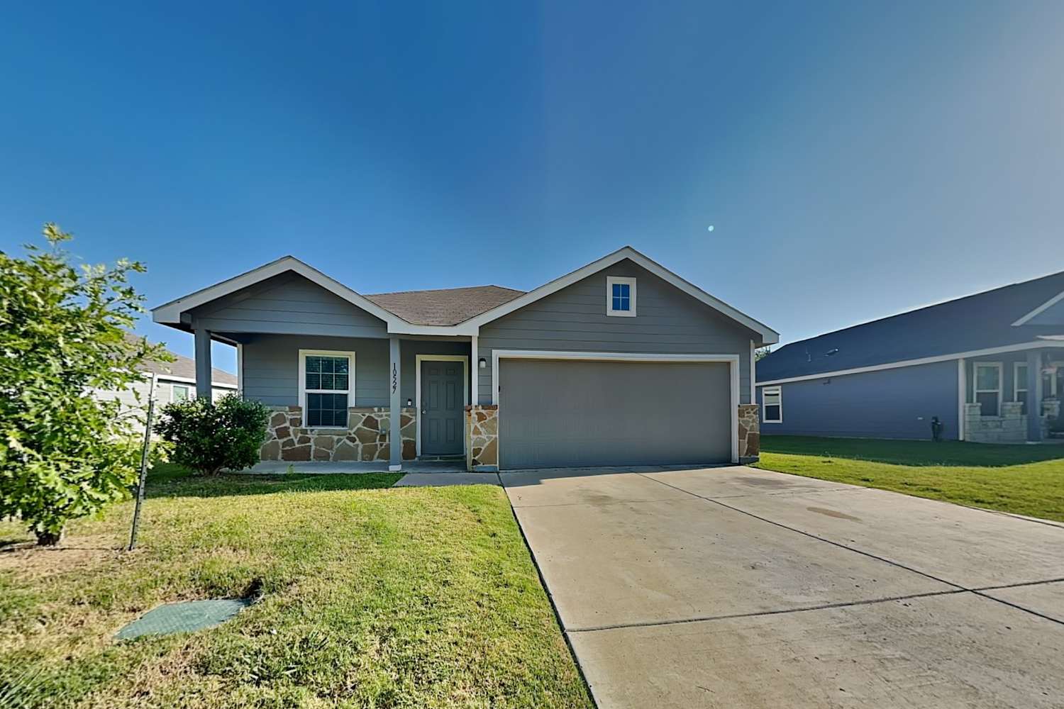 10527 Sewell Cir, Dallas photo 1