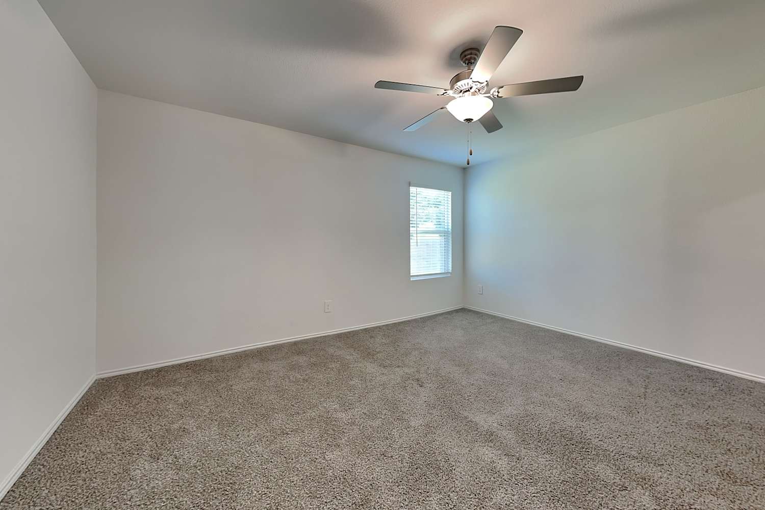 10527 Sewell Cir, Dallas photo 7