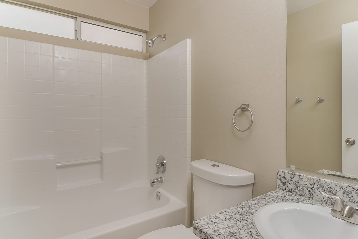 1054 Whispering Birch Avenue, Las Vegas photo 10