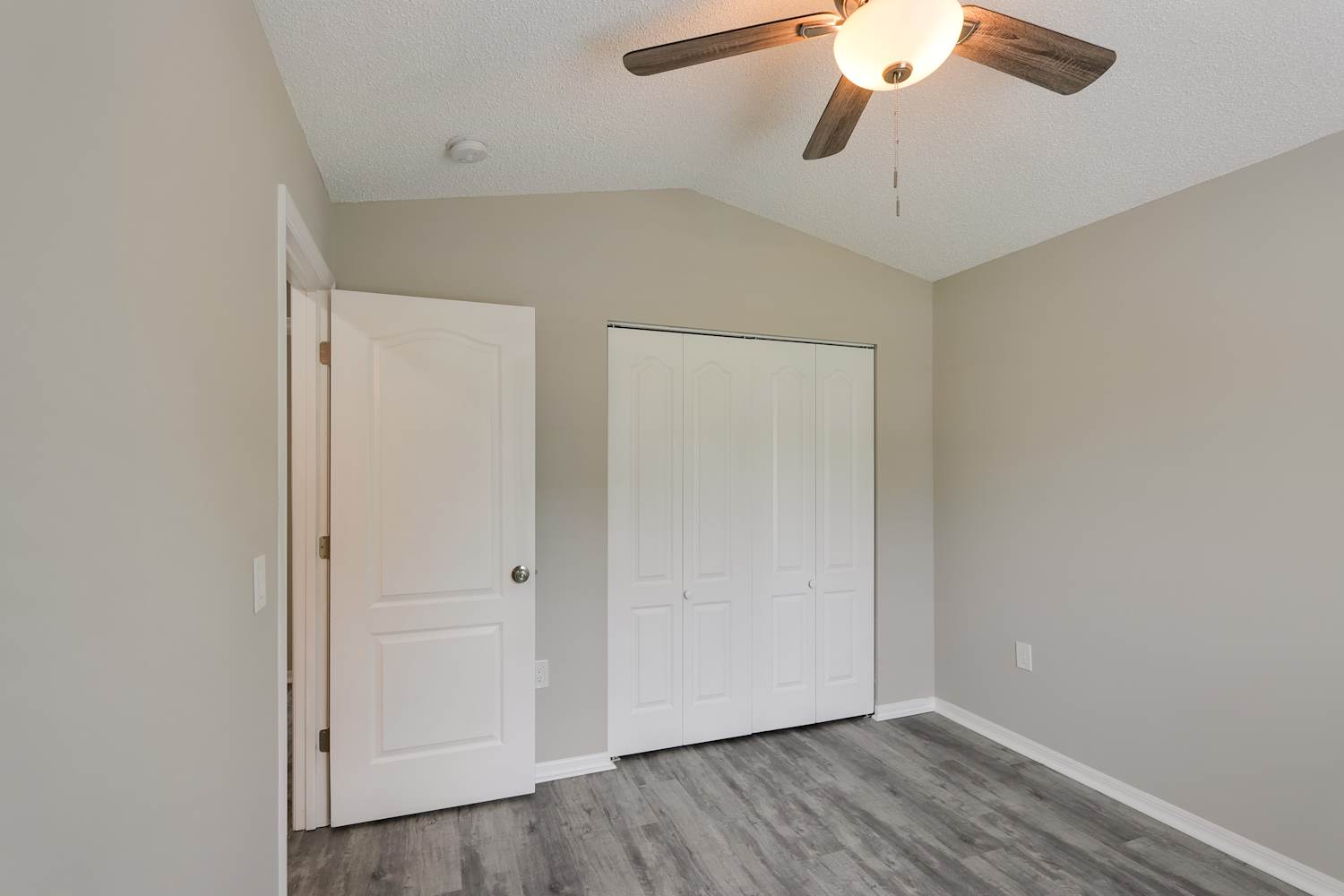 1056 Malletwood Dr, Brandon photo 15