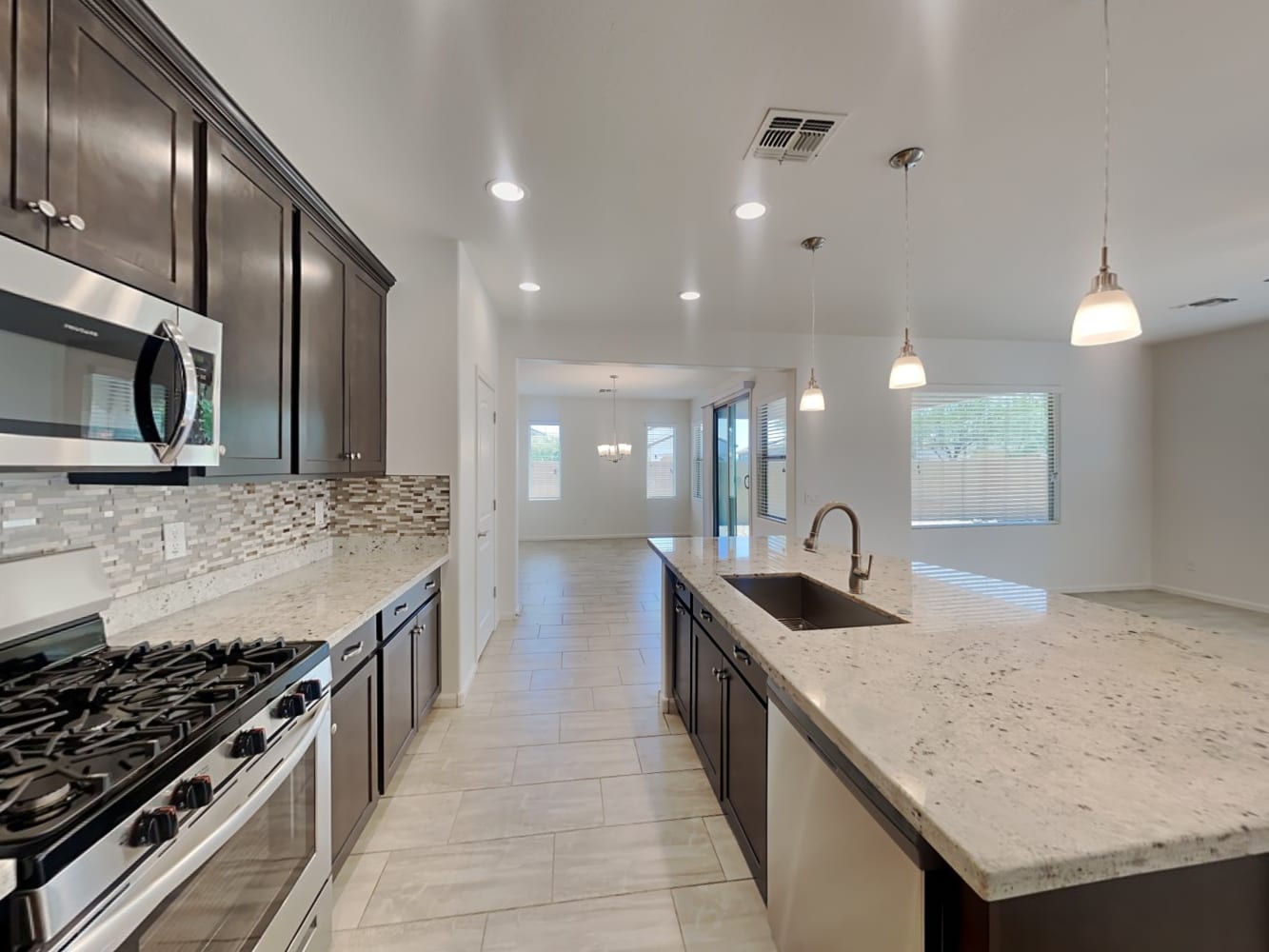 1056 S 200th Ln, Buckeye photo 9