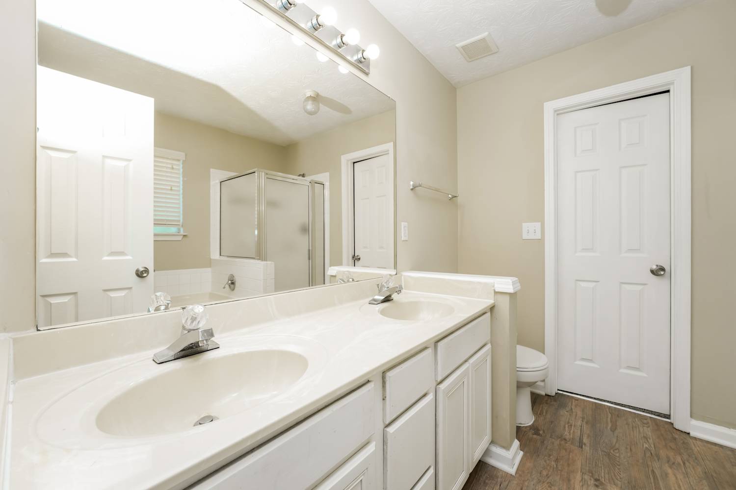 1059 Shadow Lake Dr, Lithonia photo 13