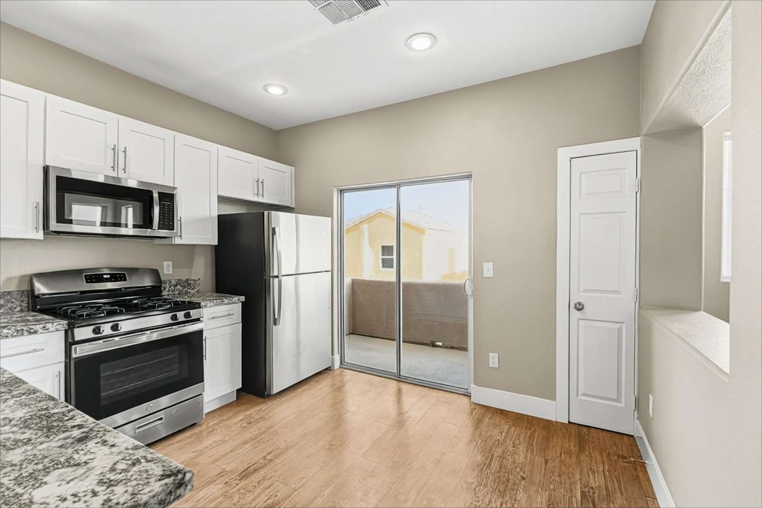 10608 Fassbinder Ct, Las Vegas photo 11
