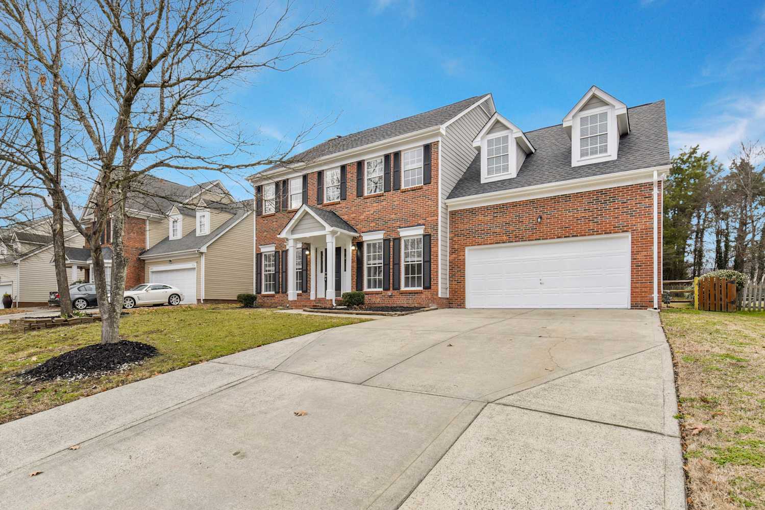 Front of 10619 Old Bridge Ln, Charlotte, NC
