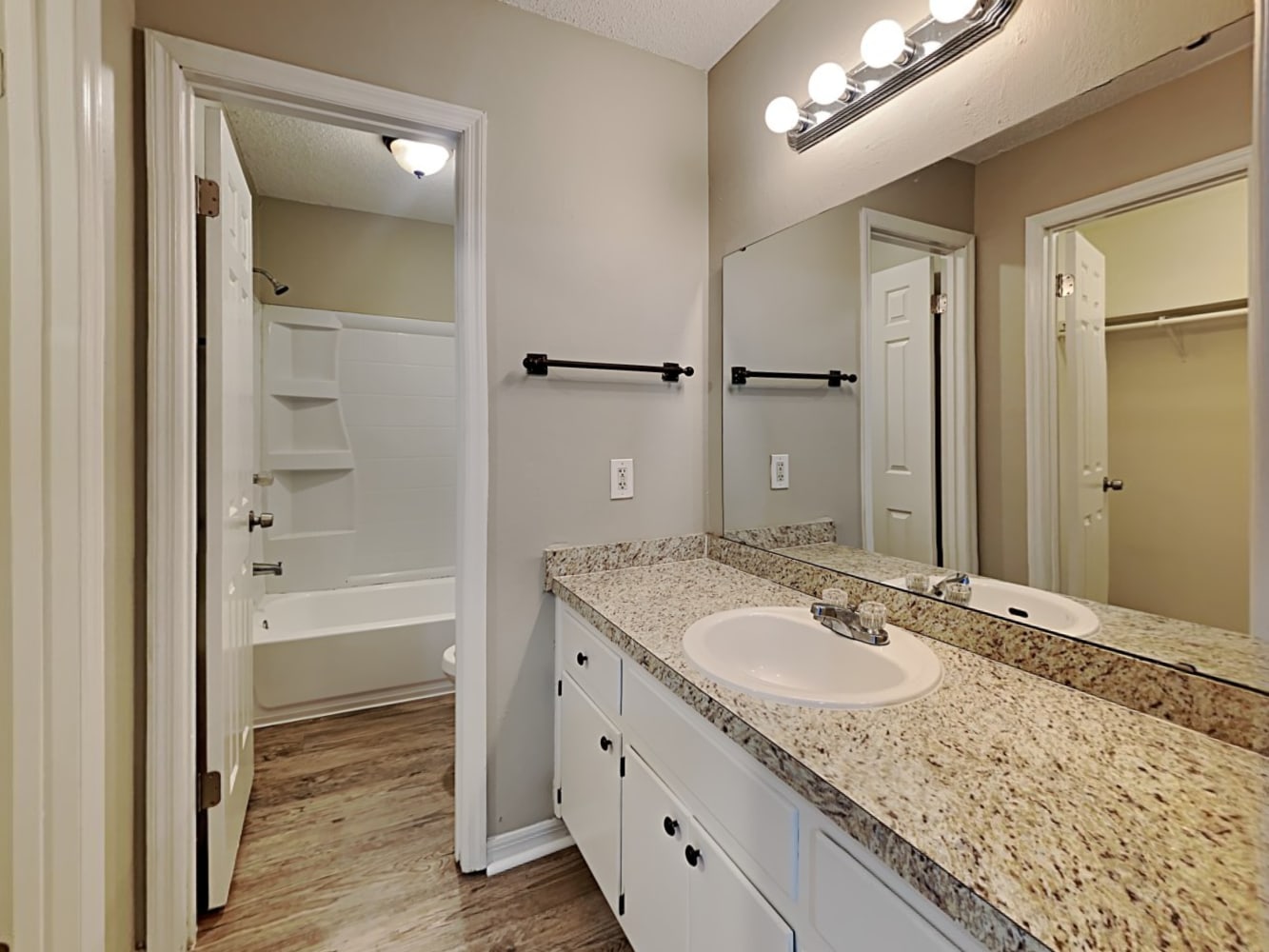 1062 Lana Ct, Orange Park photo 14