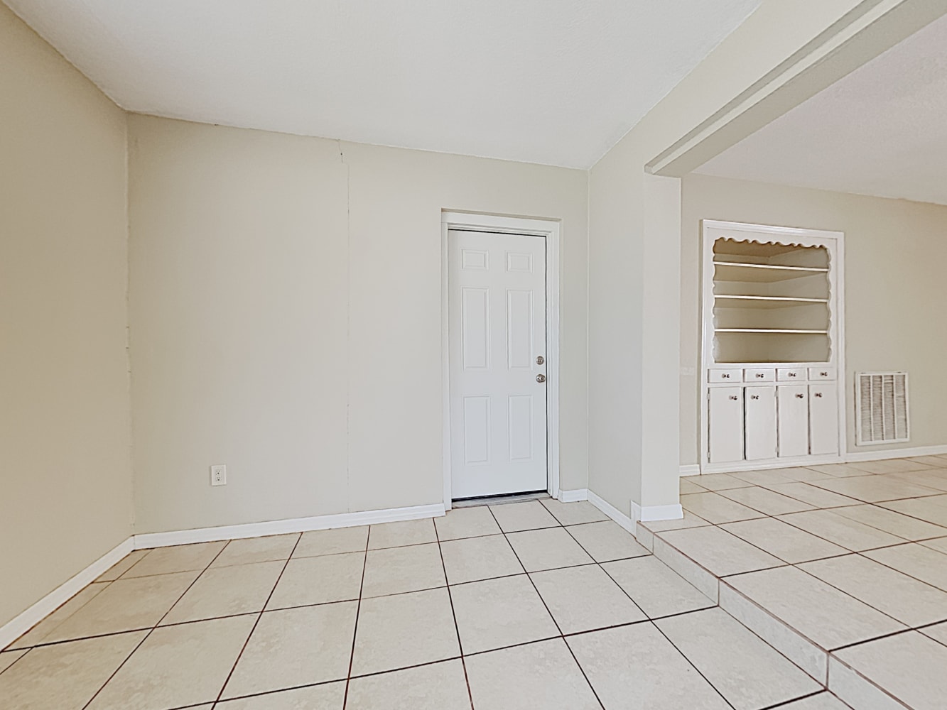 1063 Indian Rocks Rd S, Largo photo 8
