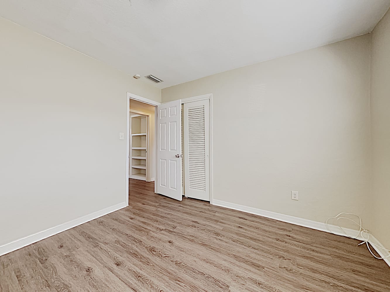 1063 Indian Rocks Rd S, Largo photo 10