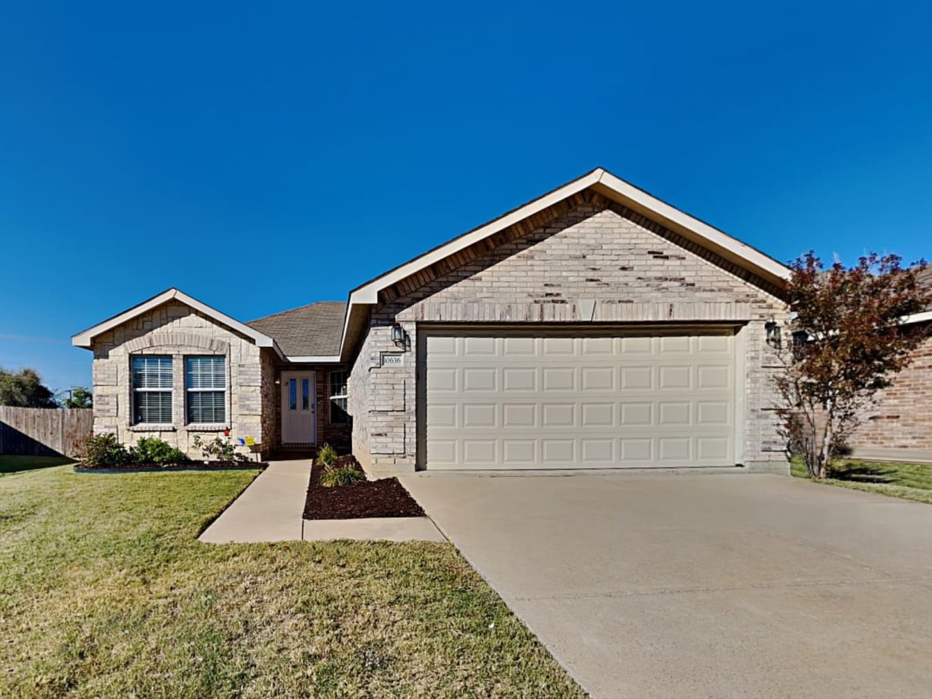Front of 10636 Park City Trl, Fort Worth, TX