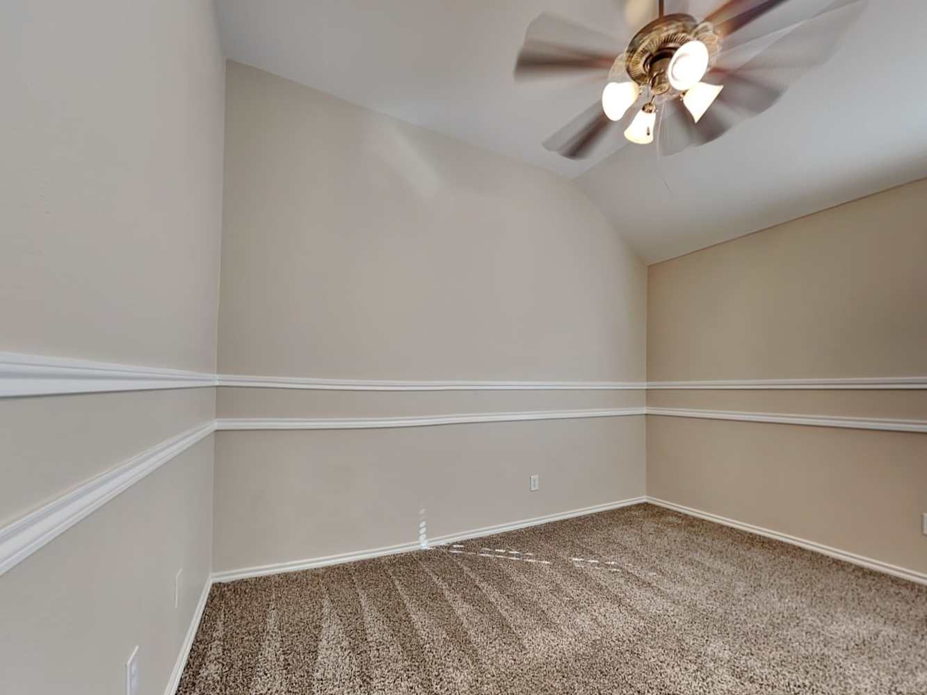 10645 Devinstone Dr, Fort Worth photo 11