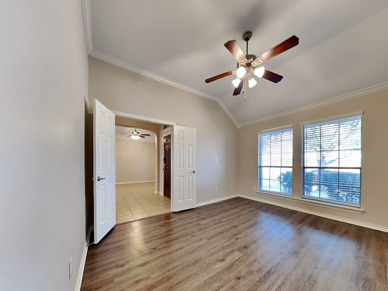 10645 Devinstone Dr, Fort Worth photo 9