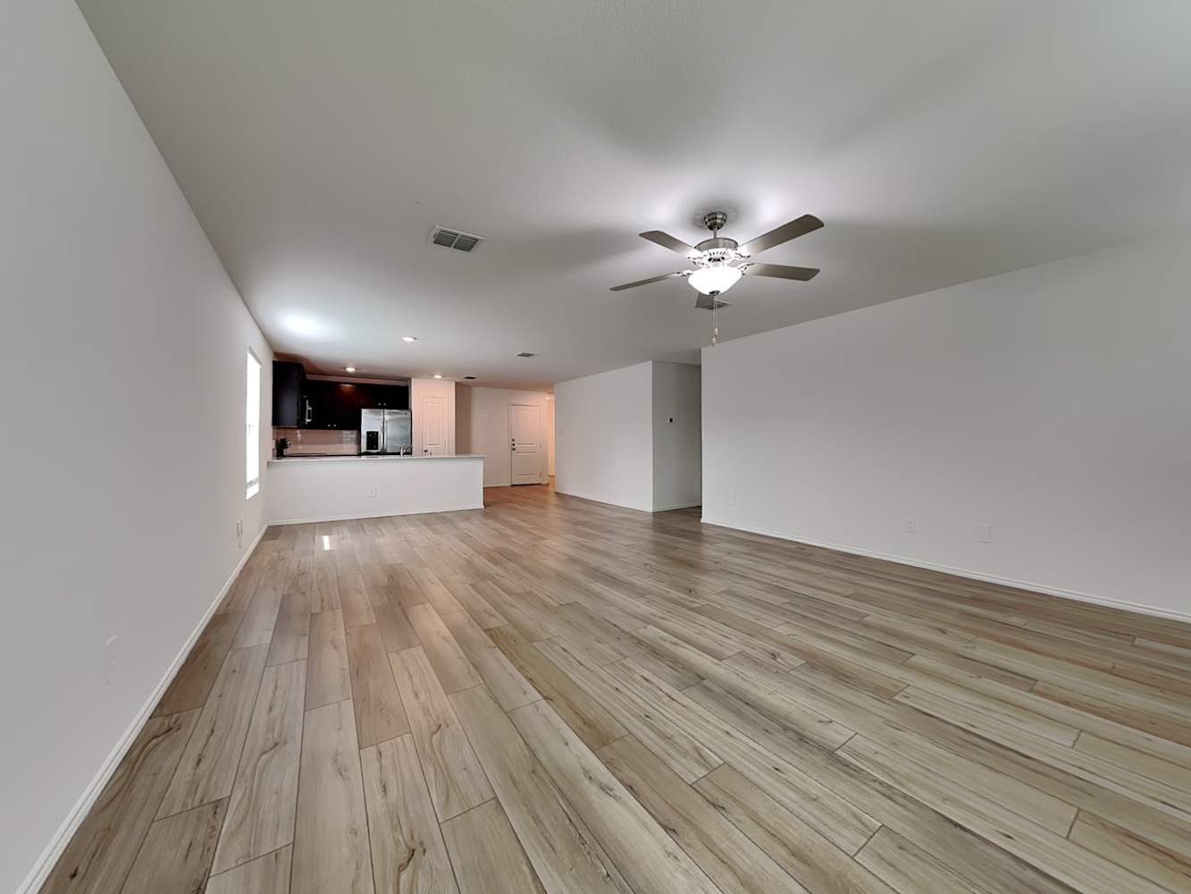 10645 Sewell Cir, Dallas photo 4