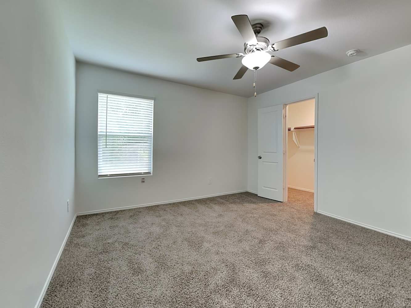 10645 Sewell Cir, Dallas photo 8