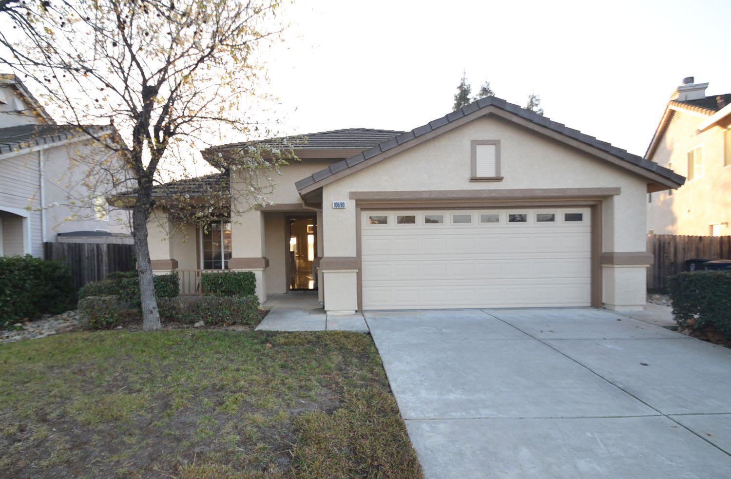 Front of 10690 Basie Way, Rancho Cordova, CA