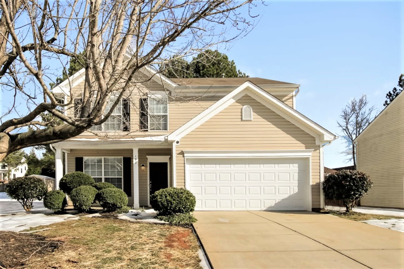 Front of 107 Vance Crescent Dr, Mooresville, NC