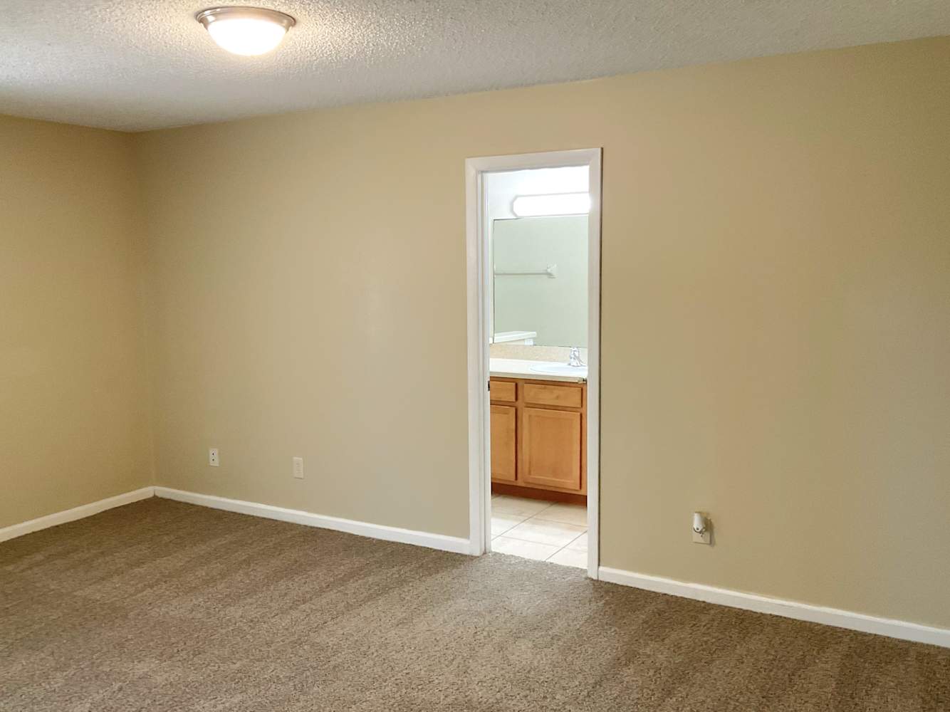 1070 Gwyn Cir, Oviedo photo 7