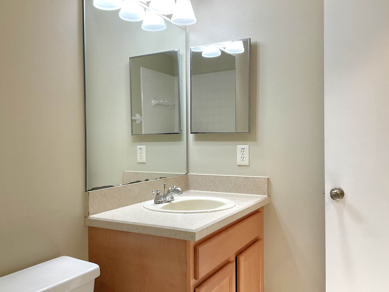 1070 Gwyn Cir, Oviedo photo 9