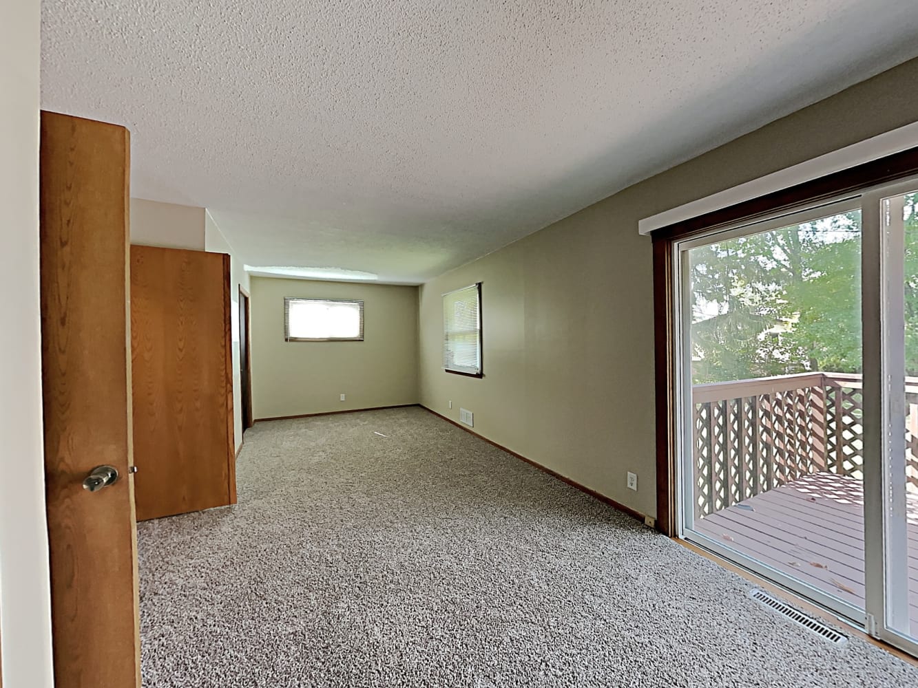 10706 Yosemite Rd, Bloomington photo 9