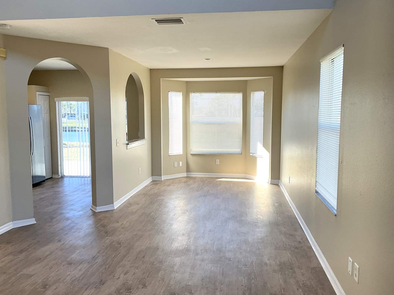 10710 Navigation Dr, Riverview photo 3