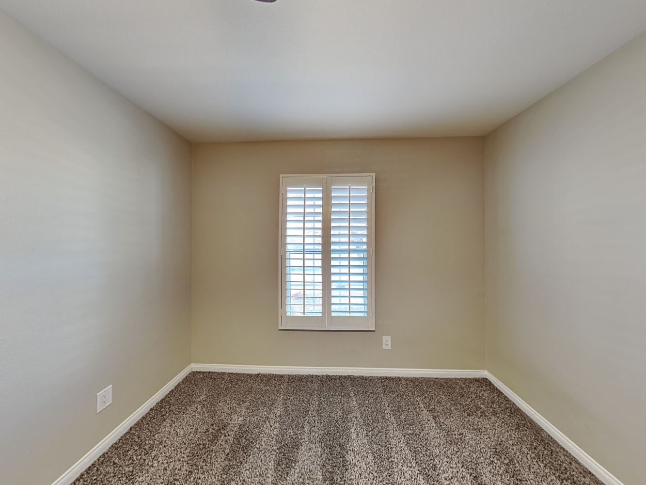 1072 Sapphire Sky Ct, Henderson photo 10
