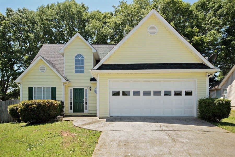 108 Bugle Way, McDonough photo 1