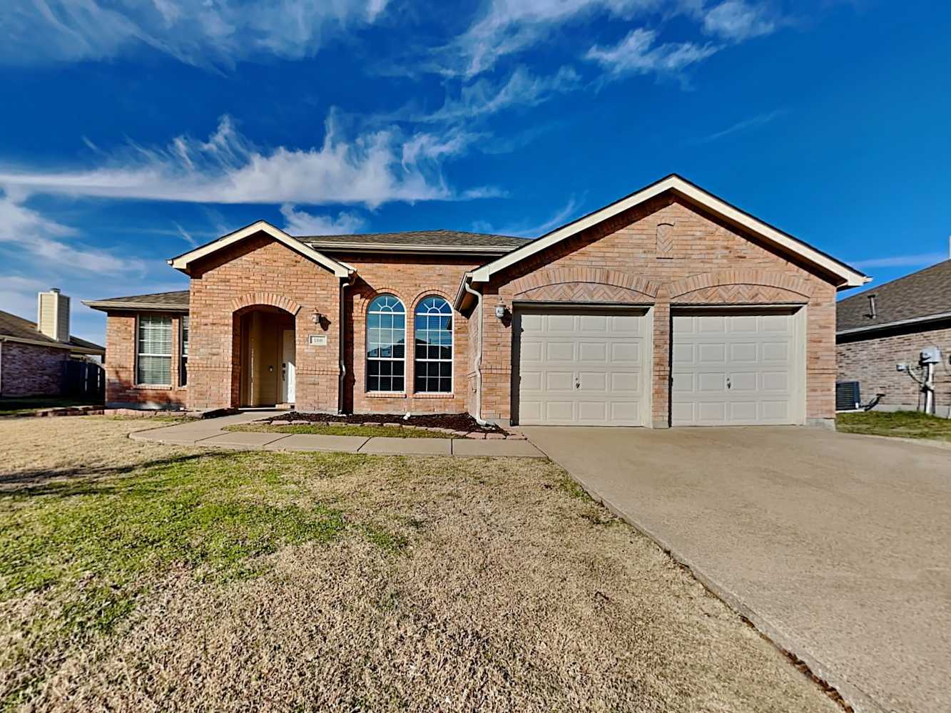Front of 108 Greenfield Trl, Forney, TX