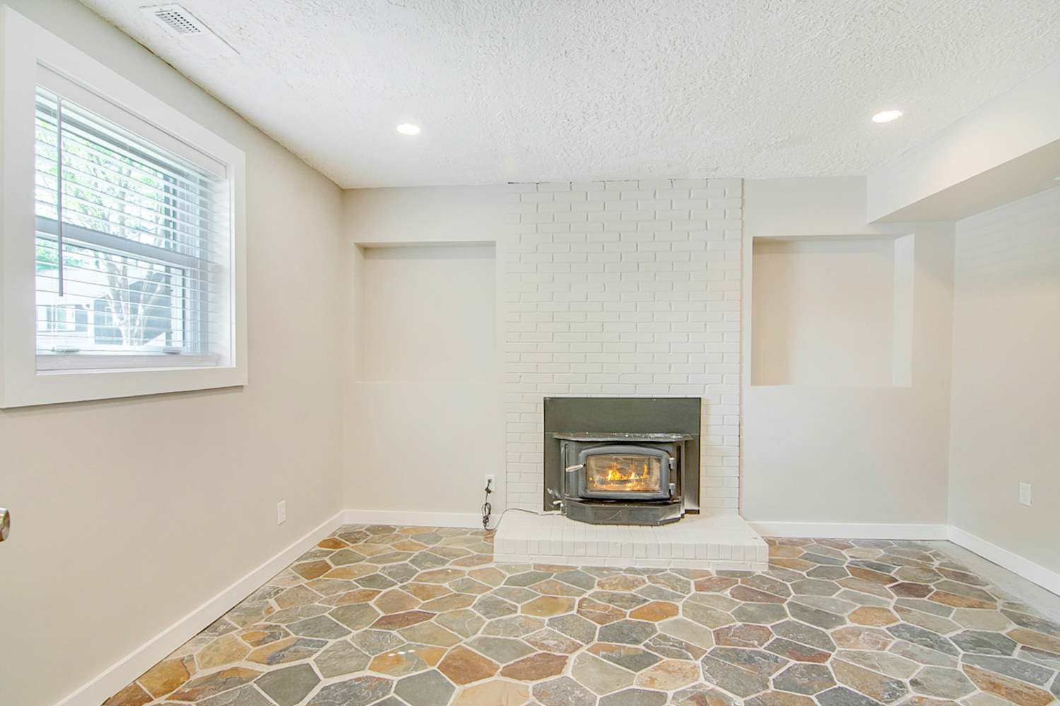 108 N Corncrib Ct, Cary photo 11