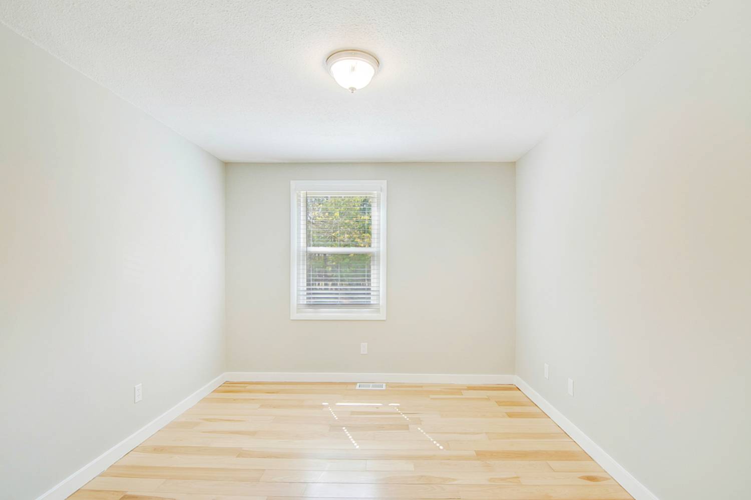 108 N Corncrib Ct, Cary photo 14