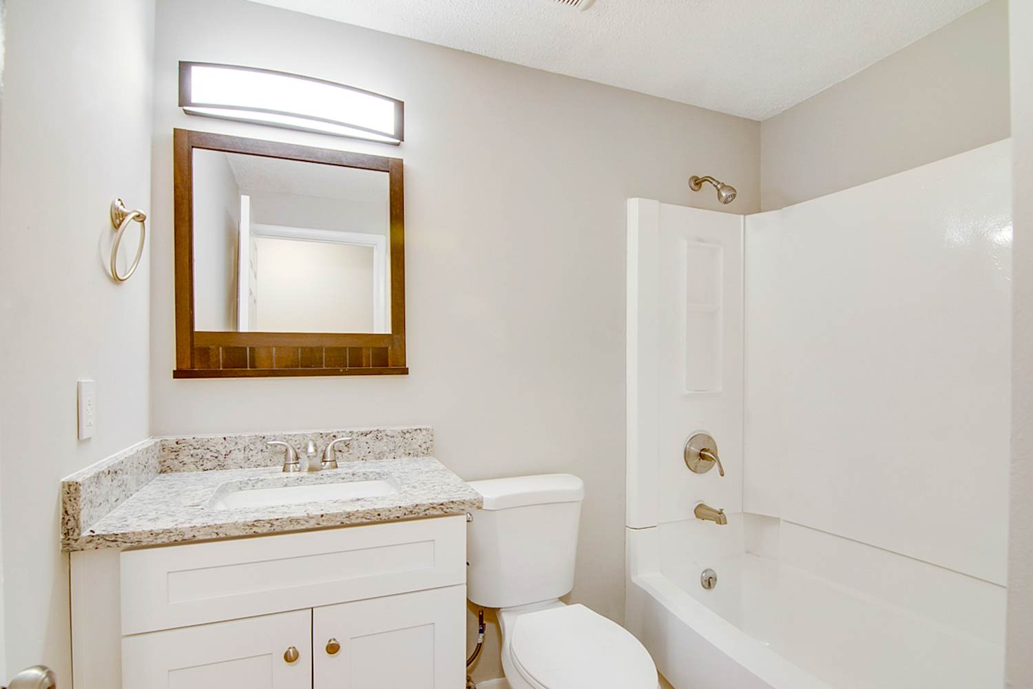 108 N Corncrib Ct, Cary photo 19