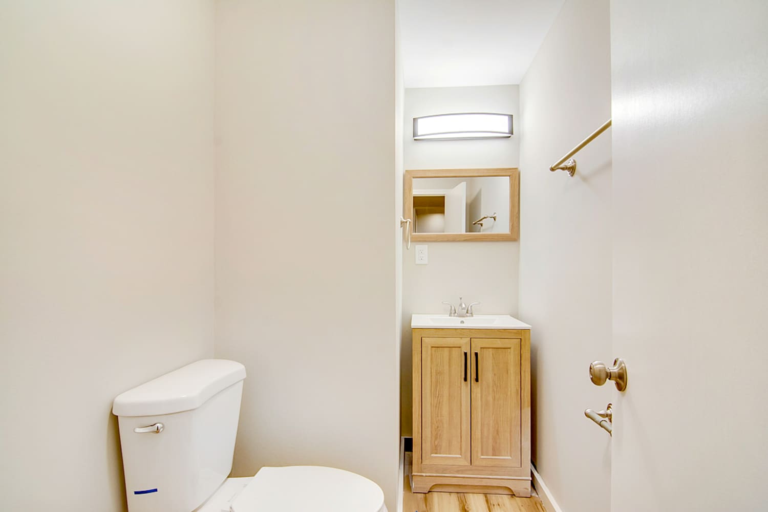 108 N Corncrib Ct, Cary photo 18