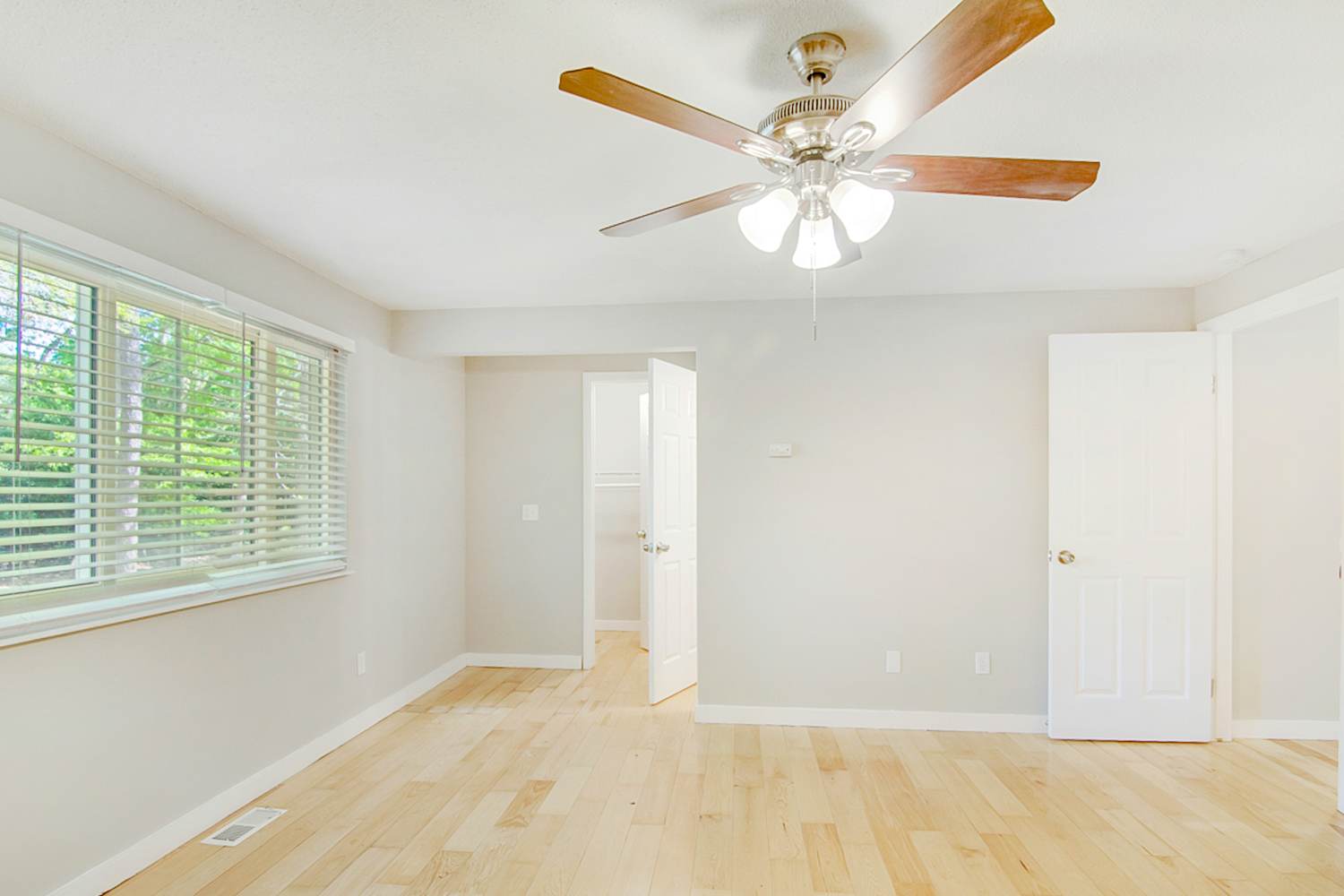 108 N Corncrib Ct, Cary photo 13