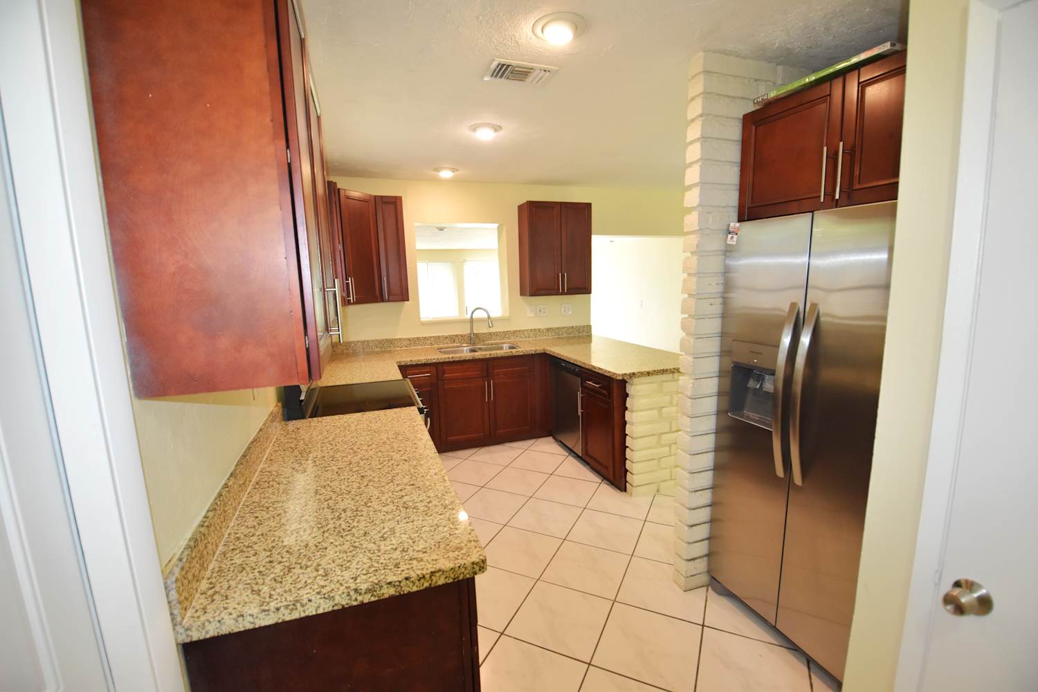 108 NW 45th Ave, Plantation photo 6