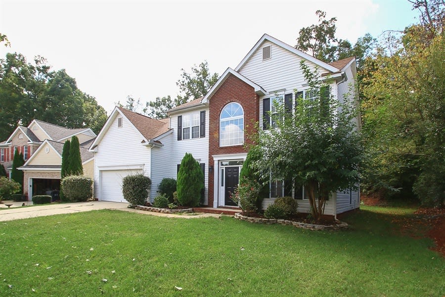 Front of 10813 Chamberlain Hall Ct, Charlotte, NC