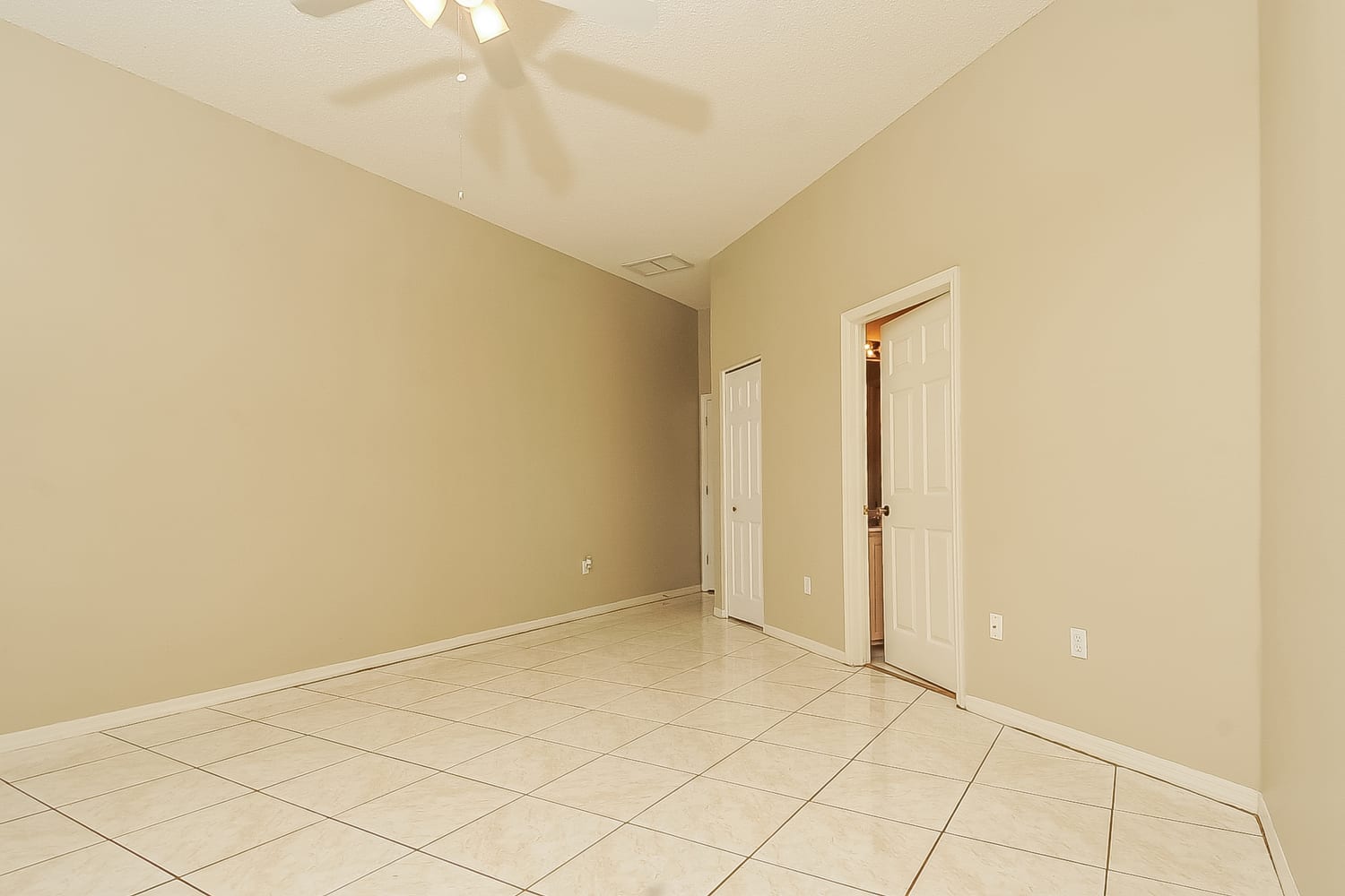 10819 Capstan Lake Dr, Riverview photo 11