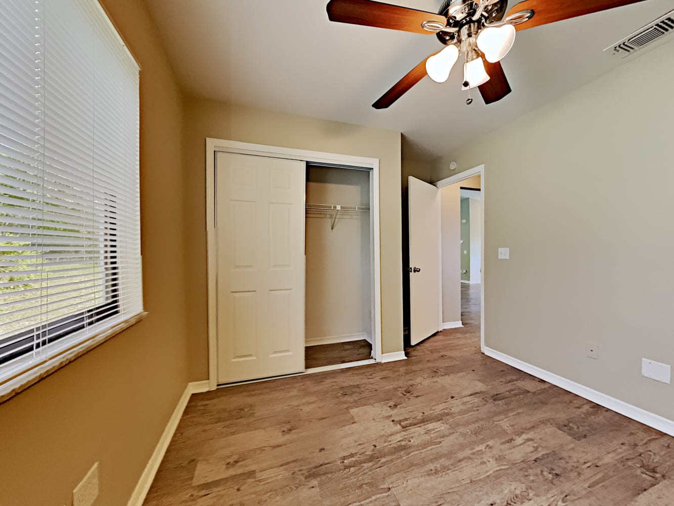 1082 Leeward Dr, Deltona photo 9