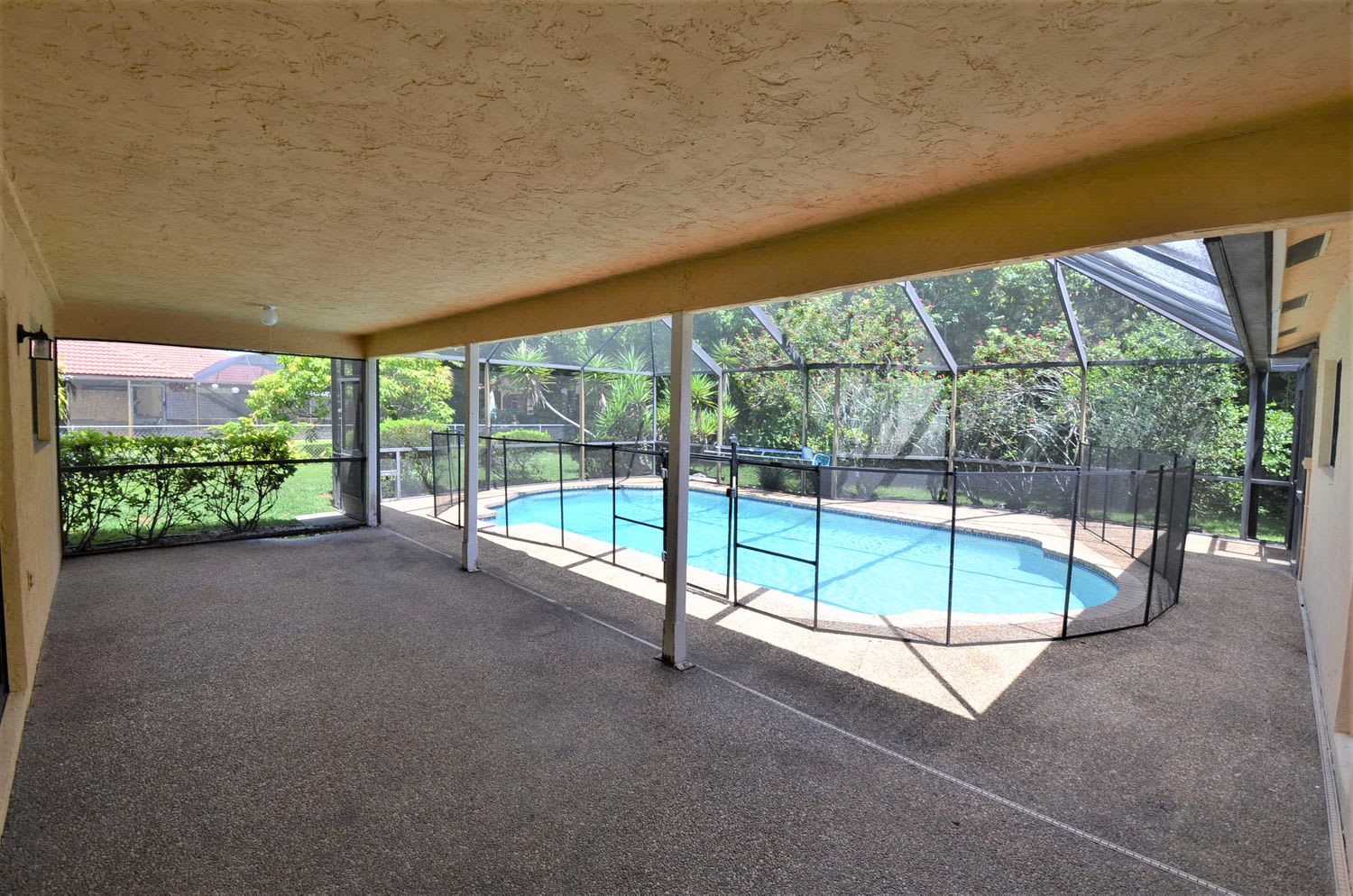 10821 NW 33rd St, Coral Springs photo 17