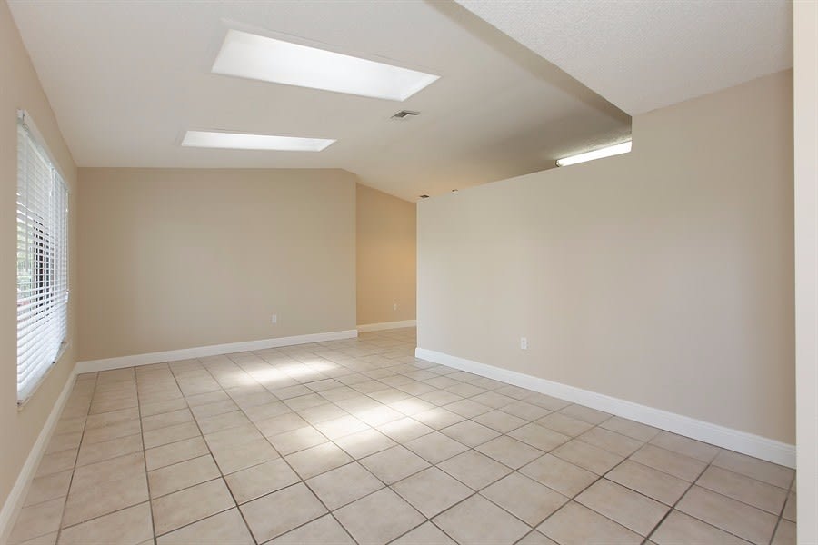 10821 NW 33rd St, Coral Springs photo 3