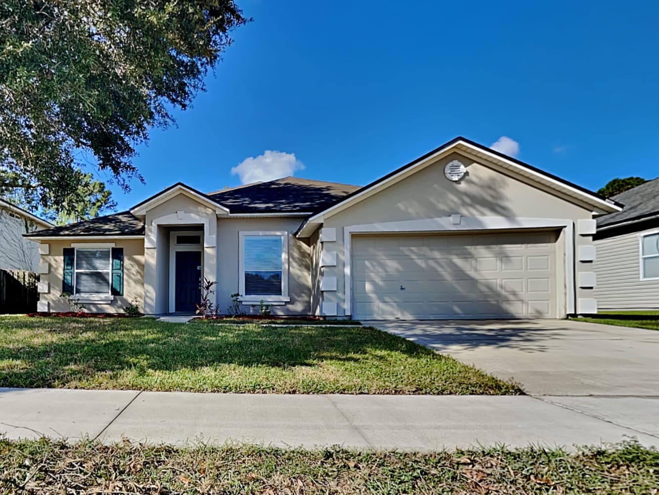 Front of 10822 Stanton Hills Dr E, Jacksonville, FL