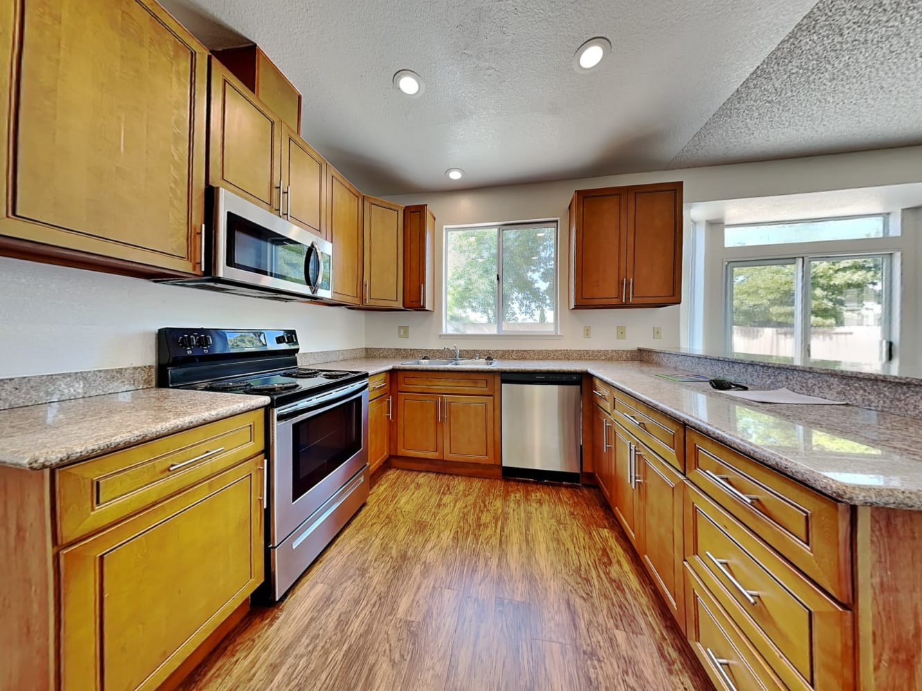 1084 Armsby Way, Suisun City photo 6