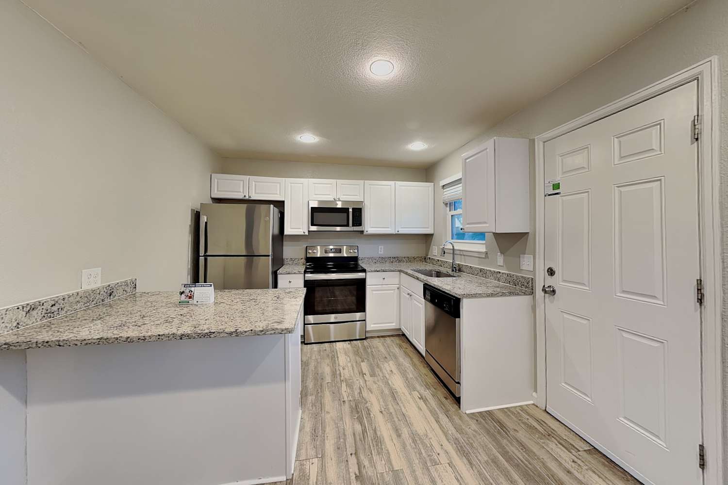 10852 Ingalls Cir, Westminster photo 7