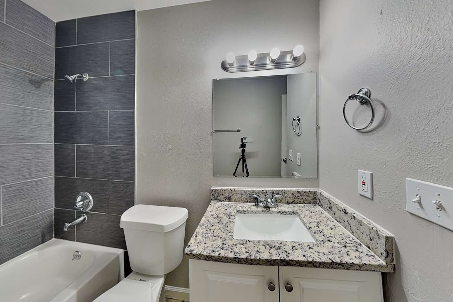 10852 Ingalls Cir, Westminster photo 16