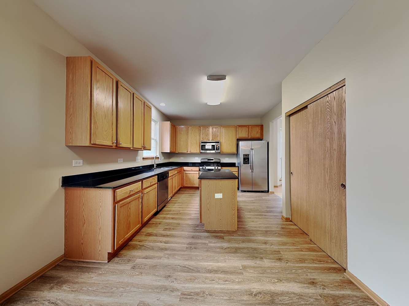 10880 Grand Canyon Ave, Huntley photo 8