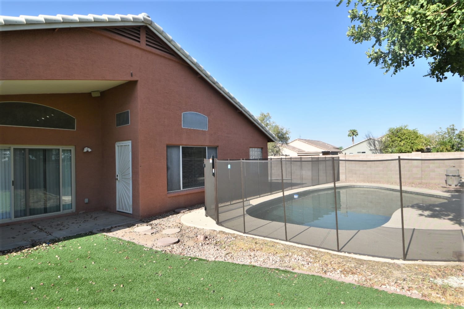 10886 W Loma Ln, Peoria photo 17