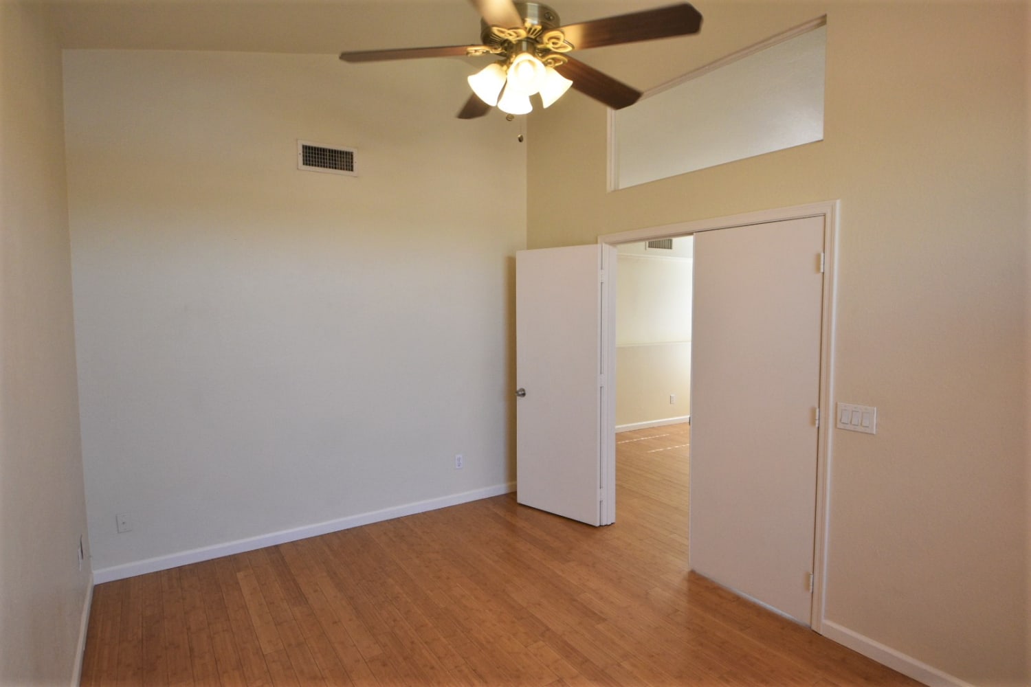 10886 W Loma Ln, Peoria photo 12