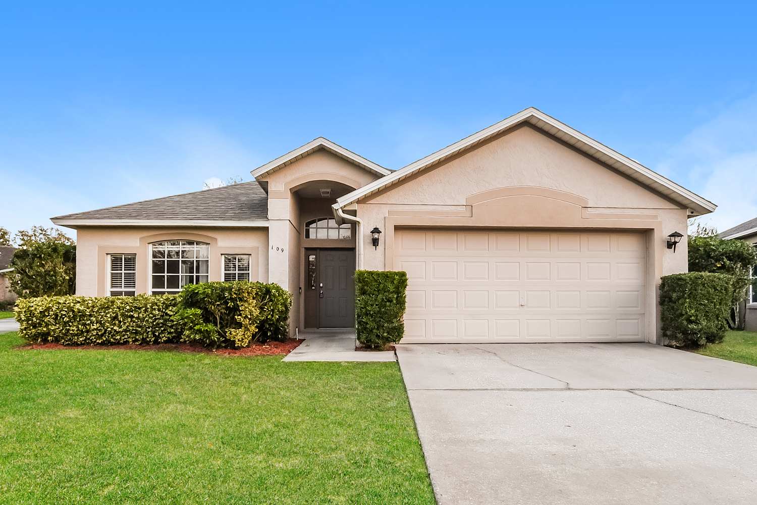 Front of 109 Rockhill Dr, Sanford, FL