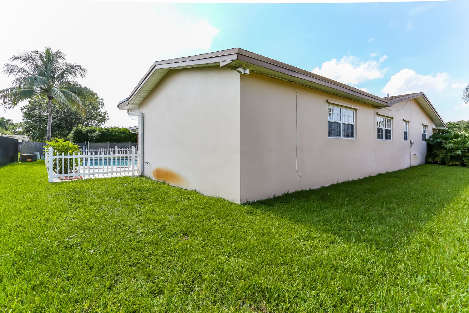 10900 NW 19th St, Pembroke Pines photo 6