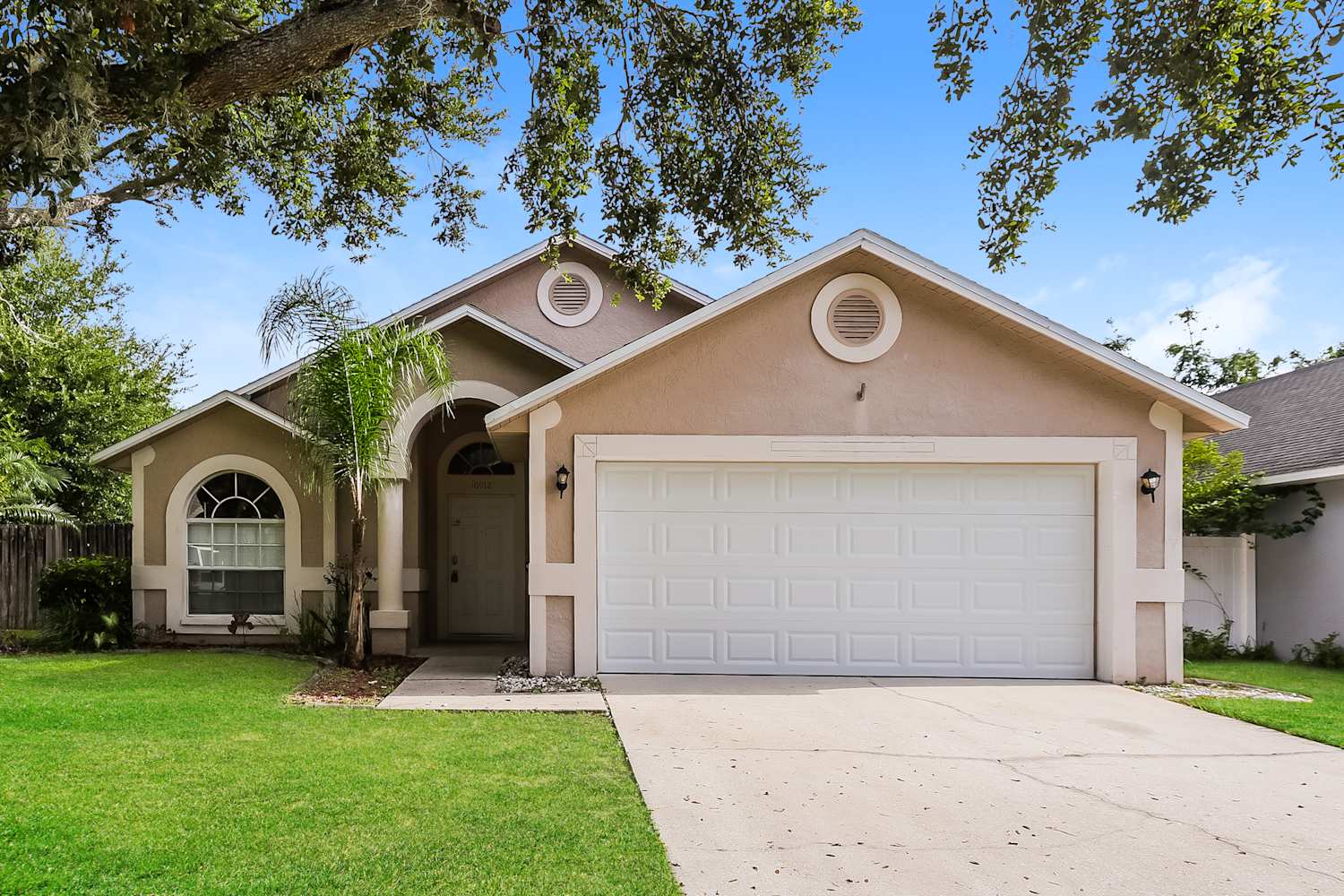 Front of 10912 Brucehaven Dr, Riverview, FL