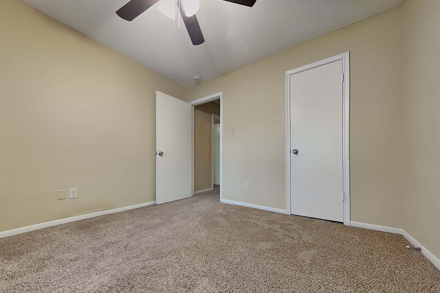 11 Brentwood Oaks Ct, The Woodlands photo 15